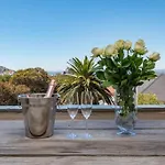 2 Bedroom Apartment With Amazing City Views