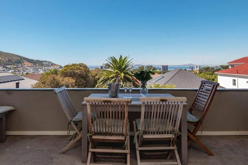 2 Bedroom With Amazing City Views Cape Town